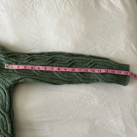 Vince Sweater in Jade Green - Picture 7 of 11